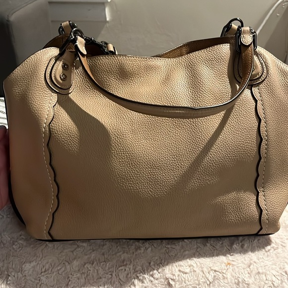 Coach Leather Tote Bag in Tan with Crossbody Strap and beading 9.5H x 15W - Picture 3 of 12